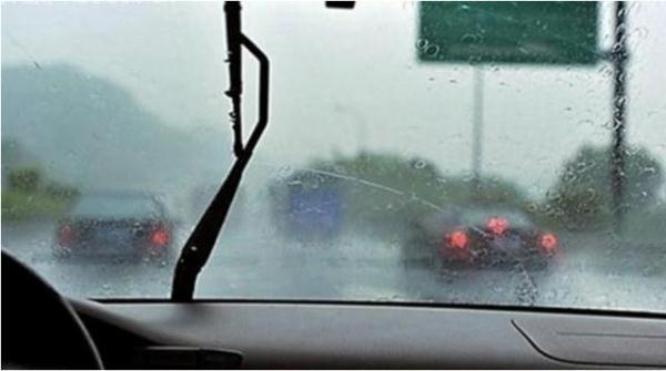 雨天开车注意事项，雨天开车的危险有哪些，雨天新手开车注意事项