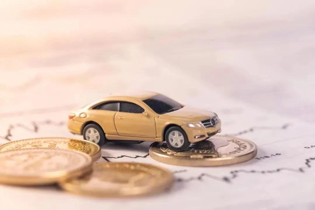 汽车出险以后第二年保险会涨多少钱，新车第一年出险第二年保费涨多少
