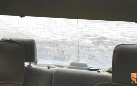 冬天汽车前挡起雾怎么处理，冬天汽车玻璃起雾怎么去除