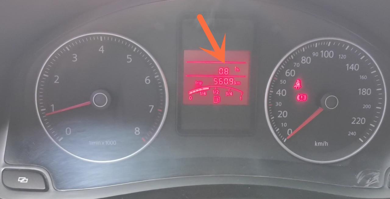 车上开空调费不费油，车子怠速一直开空调费油吗